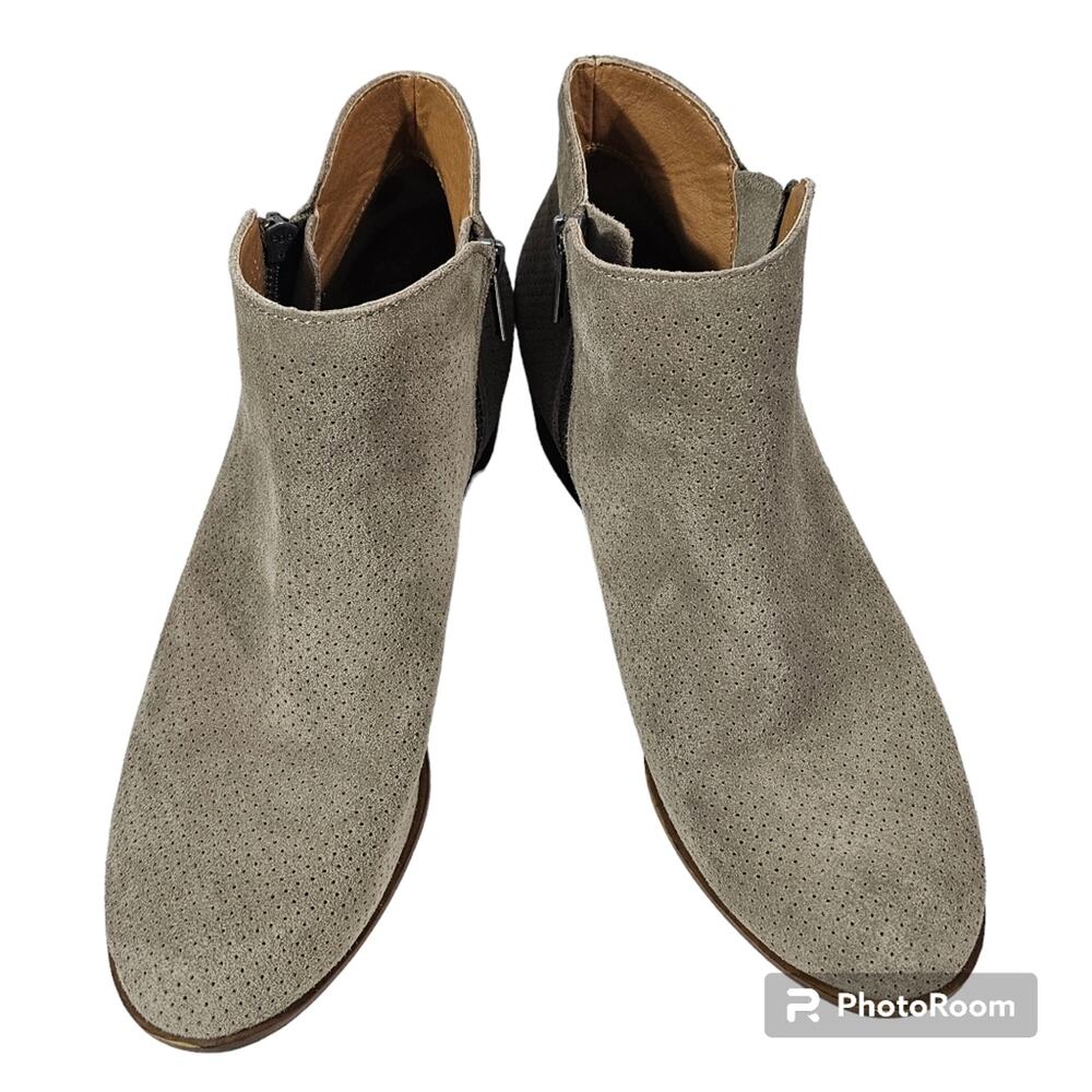 Lucky Brand Bayley 2 Beige Perforated Suede Leather Booties Women's Size 9.5 M